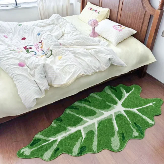 Creative Green Leaves Love Shaped Carpet